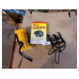 Mole Traps, Flashlight