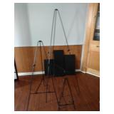 3 Metal Easels