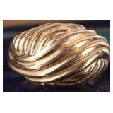 14K YELLOW GOLD LADIES DOME SWIRL ETCHING RING