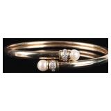 10K YELLOW GOLD LADIES BRACELET W/ DIAS & PEARLS