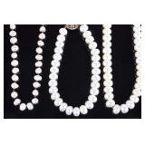 WHITE & BAROQUE PEARL LADIES NECKLACES & BRACELET