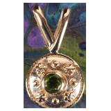 14K YELLOW GOLD LADIES ROUND PENDANT W/ PERIDOT