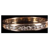 14K YELLOW GOLD LADIES RING W/ DIAMONDS & HALLMRK