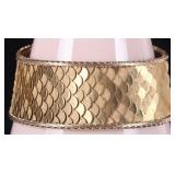 HEAVY 18K YELLOW GOLD DRAGON-SCALE LADIES BRACELET