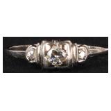 MINIMALIST 14K WHITE GOLD LADIES RING W/ DIAMONDS