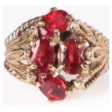 10K YELLOW GOLD LADIES RING W/ GARNET GEMSTONES