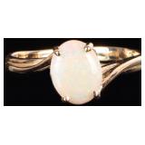 14K YELLOW GOLD CABOCHON OPAL LADIES RING