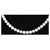 14K YELLOW GOLD CLASP WHITE PEARL LADIES NECKLACE