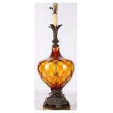 VINTAGE MIDCENTURY MODERN AMBER SWIRL BRASS LAMP