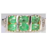 STERLING SILVER LADIES RING W/ EMERALDS