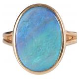 14K YELLOW GOLD LADIES RING W/ IRIDESCENT OPAL
