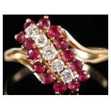 14K YELLOW GOLD LADIES RING W/ DIAMONDS & TOPAZ