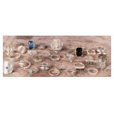 LADIES ASSORTED STERLING SILVER RING LOT.