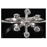 14K WHITE GOLD LADIES RING W/ DIAMOND SIMULANTS