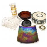 LARGE LOT OF GLASS & DECORATIVE PIECES VASES ETC 7
