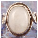 STERLING SILVER CABOCHON MOONSTONE LADIES RING
