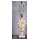 VINTAGE ITALIAN CAPODIMONTE PORCELAIN TABLE LAMP