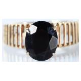 14K YELLOW GOLD LADIES RING W/ RICH GARNET GEM