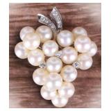 14K WHITE GOLD DIAMOND & PEARL GRAPE BROOCH