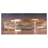14K YELLOW GOLD TEXTURED PALMED LADIES BRACELET