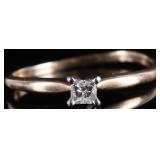 NATURAL DIAMOND 10K YELLOW GOLD LADIES RING