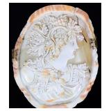 14K YELLOW GOLD BACCHANTE HIGH-RELIEF SHELL BROOCH