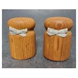 Salt & Pepper Shaker Set