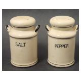 Salt & Pepper Shaker Set