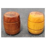 Salt & Pepper Shaker Set