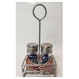 Salt & Pepper Shaker Set