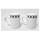 Salt & Pepper Shaker Set