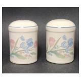 Salt & Pepper Shaker Set