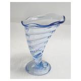 Bormioli Rocco H:7' Swirl Glass Cornucopia Vase
