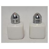 Salt & Pepper Shaker Set