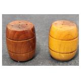 Salt & Pepper Shaker Set
