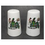 Salt & Pepper Shaker Set