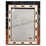 Dog Bone Wood Frame 5x7
