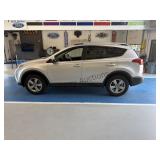 USED 2015 Toyota RAV4 2T3WFREV2FW217605
