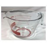 Pyrex 8 Cup Measuring Cup, Glass