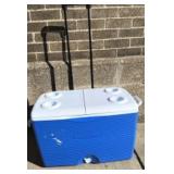 Rubbermaid Cooler on Wheels w/ Handle