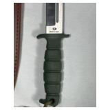 Mossy Oak Fixed Blade Tactical Field Knife with Le