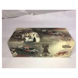 Raced Version Elliott Sadler 2004 w/ Tire Piece