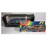 Jeff Gordon 24 Dupont Transporter & 1:64 Die Cast