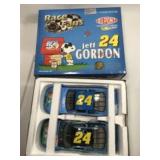 Jeff Gordon Peanuts #24 DuPont 2-car set
