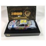 Jeff Gordon #24 DuPont NASCAR 2000 Elite