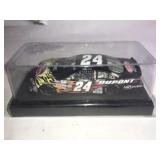 Jeff Gordon #24 Hot Hues Winners Circle in package