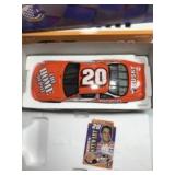 Tony Stewart #20 Home Depot Pontiac 1:18 scale