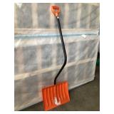 Snow shovel