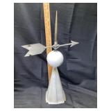 Weathervane with lightning rod