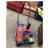 Toro power clear 18 inch wide snowblower has g